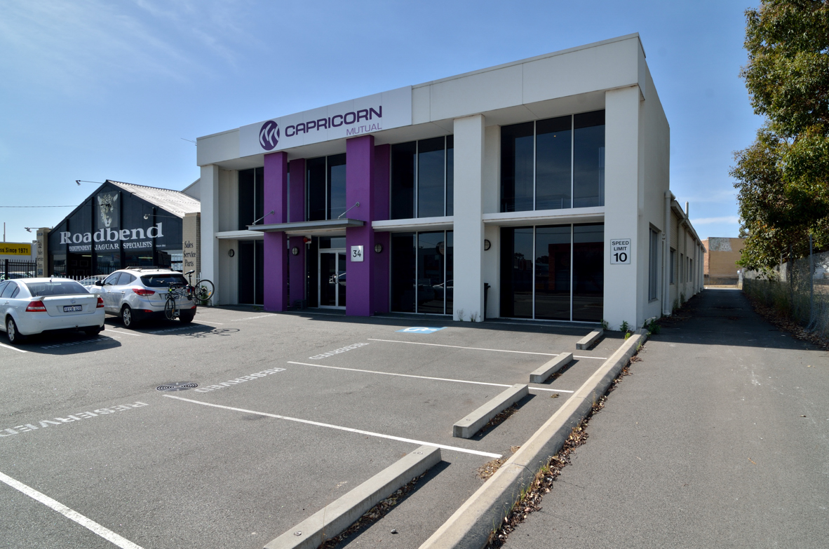 Central Welshpool Office/Warehouse Facility for Sale