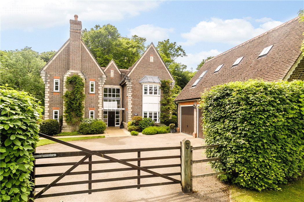 Estate agents in Henley Knight Frank