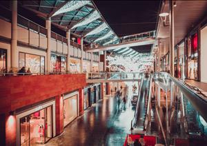 Shopping Centres - The changing FaceShopping Centres - The changing Face - April 2022