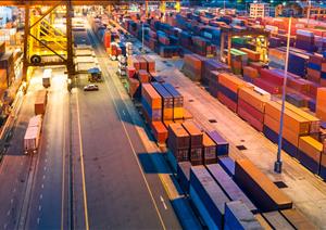 UAE Industrial & Logistics Market ReviewUAE Industrial & Logistics Market Review - Insight Report 2017