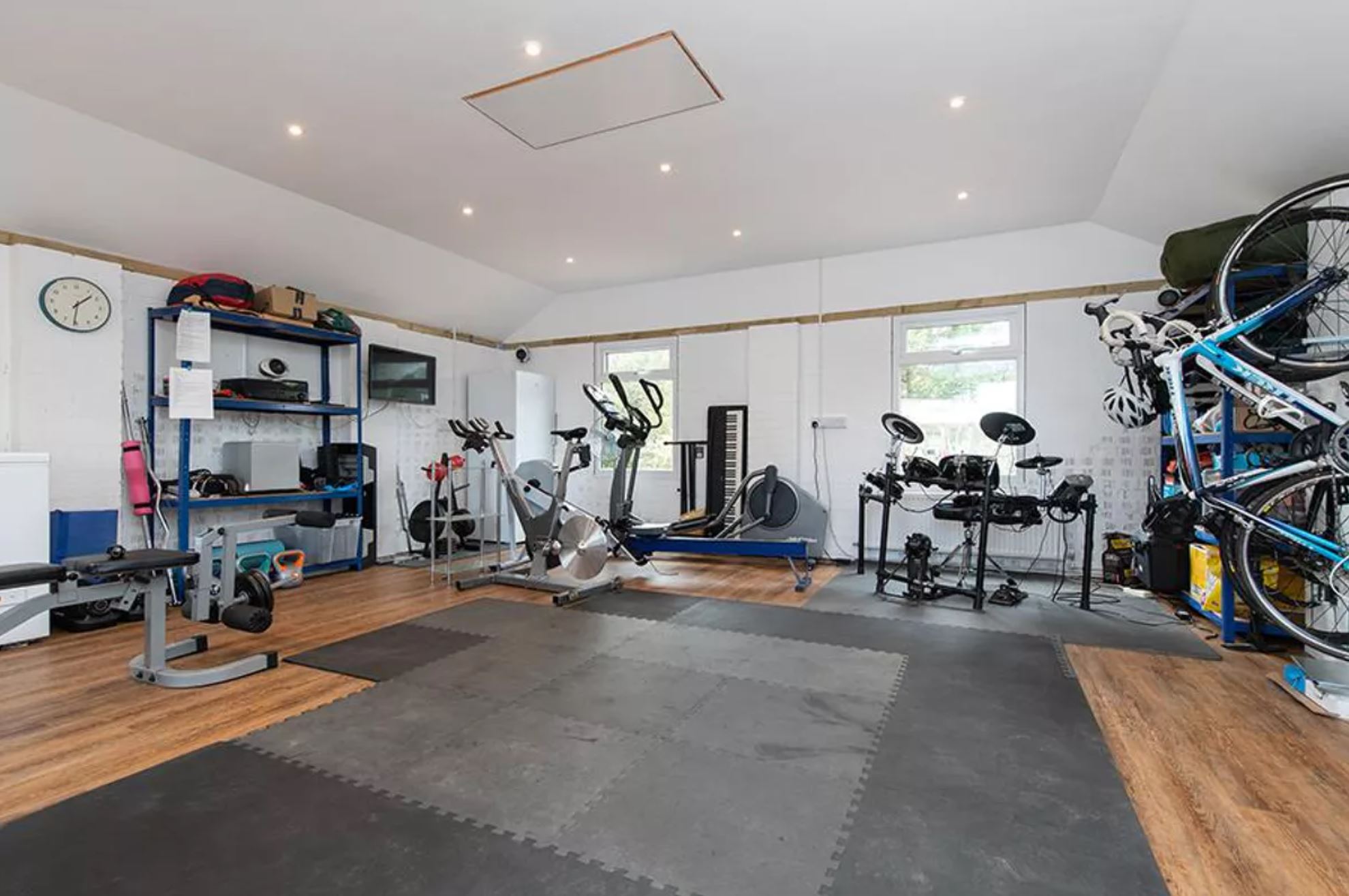 6 Home Gyms for the Ultimate Workout - Christie's International Real Estate
