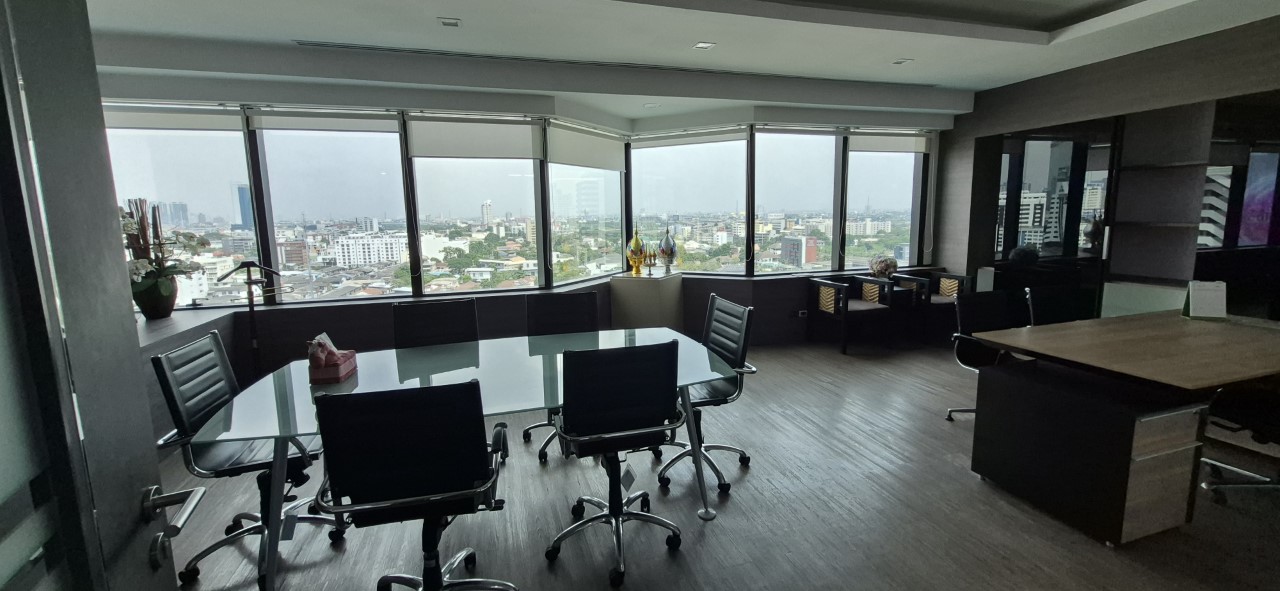 BOffice Condominium Space for Sale Charnissara Tower 2 - Petchburi-ekamai rd.