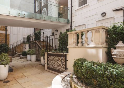 Office Space 42 Trinity Square - Image 7