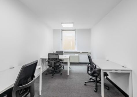 Office Space Soho Square - Image 4