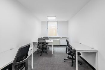 Office Space Soho Square - Image 4