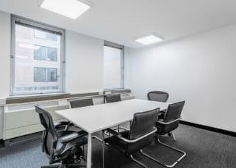 Office Space Soho Square - Image 7