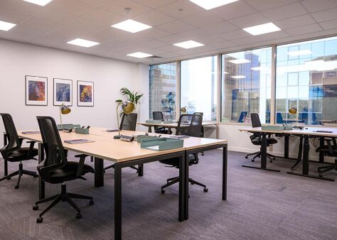 Office Space Manchester - Salford Quays - Image 8