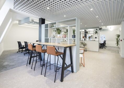 Office Space 26 Throgmorton Street - Image 4