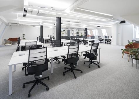 Office Space 26 Throgmorton Street - Image 17