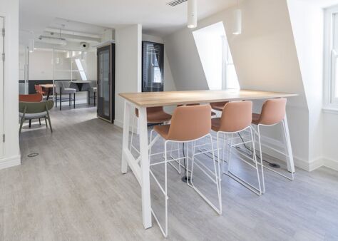 Office Space 26 Throgmorton Street - Image 8