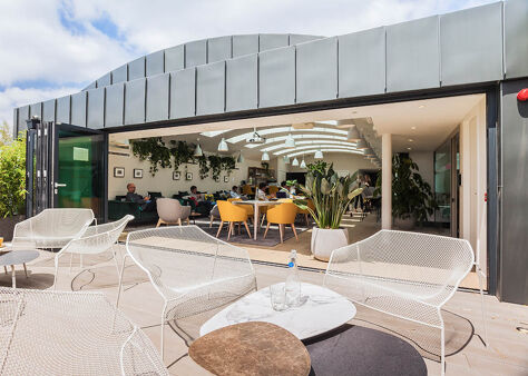 Image #5 of 9 Dallington Street