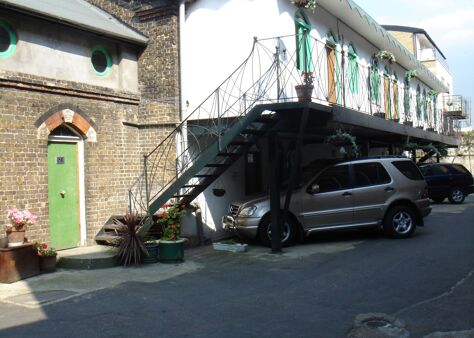 Office Space Clapham North Arts Centre - Image 5