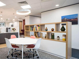 Office Space Innovation House - Image 5