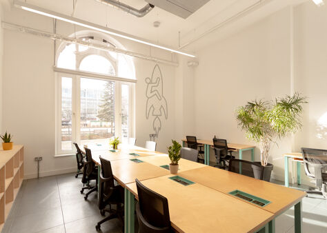 Office Space Huckletree Shoreditch - Image 6