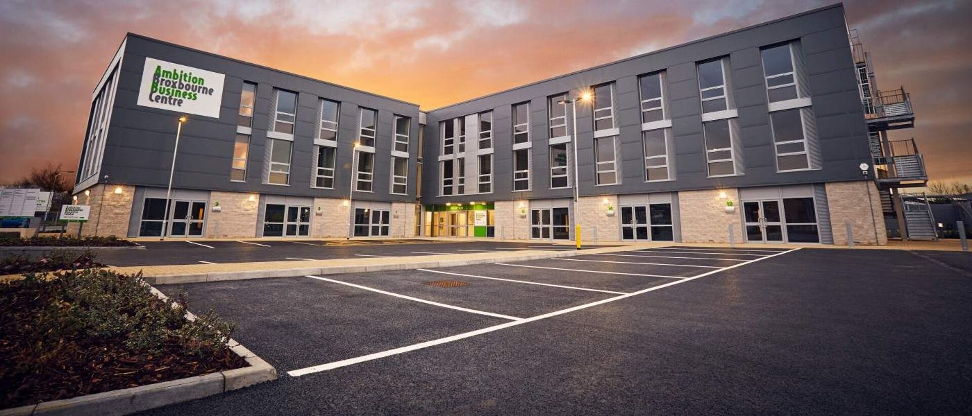 Office Space Broxbourne - Image 1