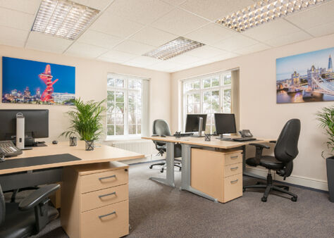 Office Space Albany House - Image 5
