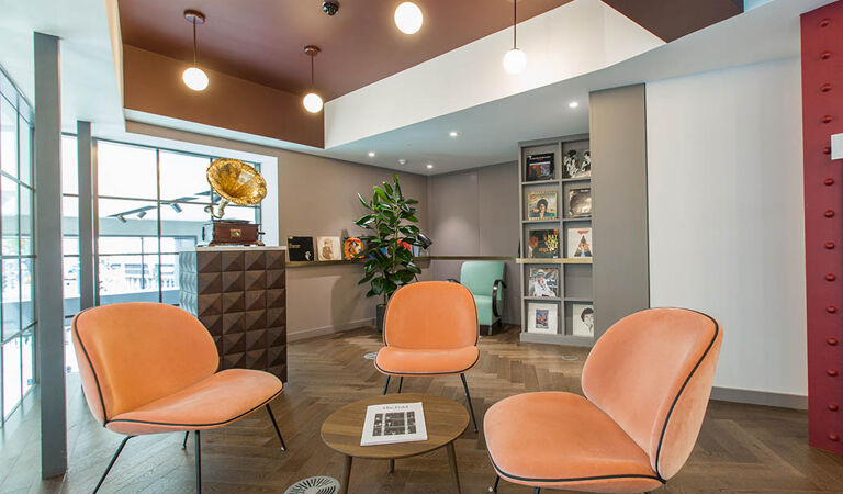 Image #5 of 10 Bloomsbury Way