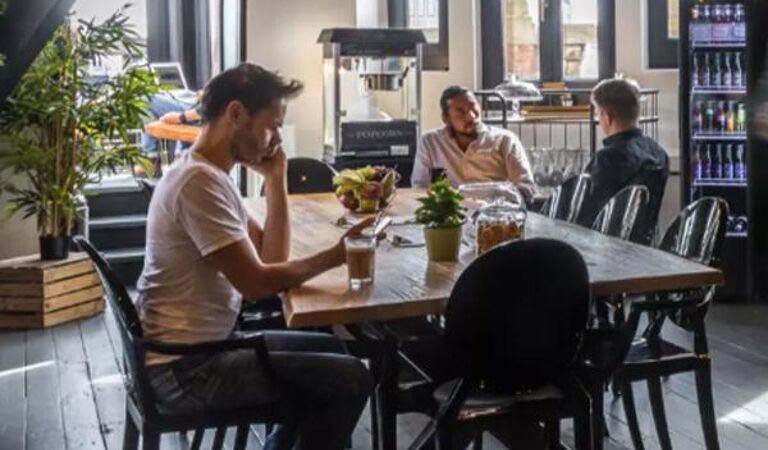 Office Space Westland Place - Image 3