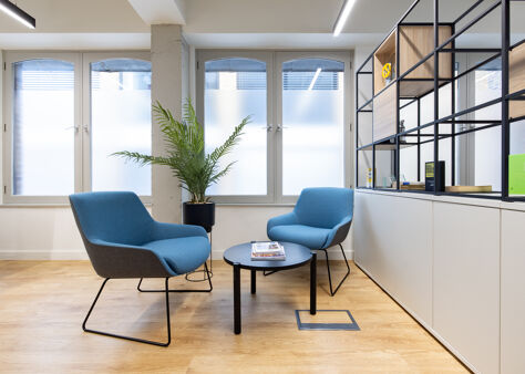 Office Space 8-9 Well Court - Image 5