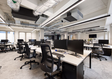 Office Space 8-9 Well Court - Image 10