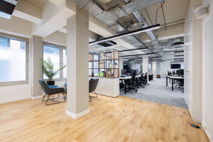 Office Space 8-9 Well Court - Image 3