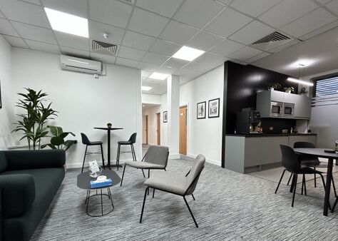 Office Space 71-75 - Image 5