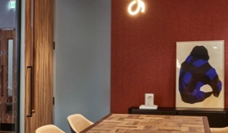 Office Space 34 Brook Street - Image 5