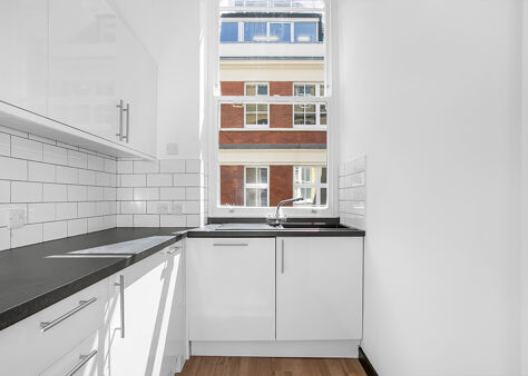 Office Space 15-17 Heddon Street - Image 6