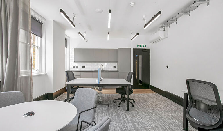 Office Space 15-17 Heddon Street - Image 3