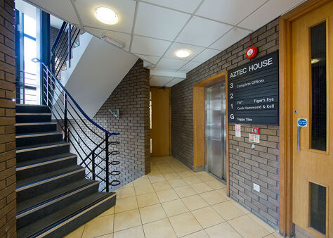 Office Space Aztec House - Image 4