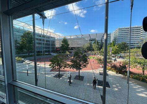 Office Space Building 3, Chiswick Park - Image 4