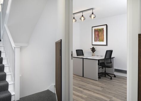Office Space 17 Gosfield Street - Image 7