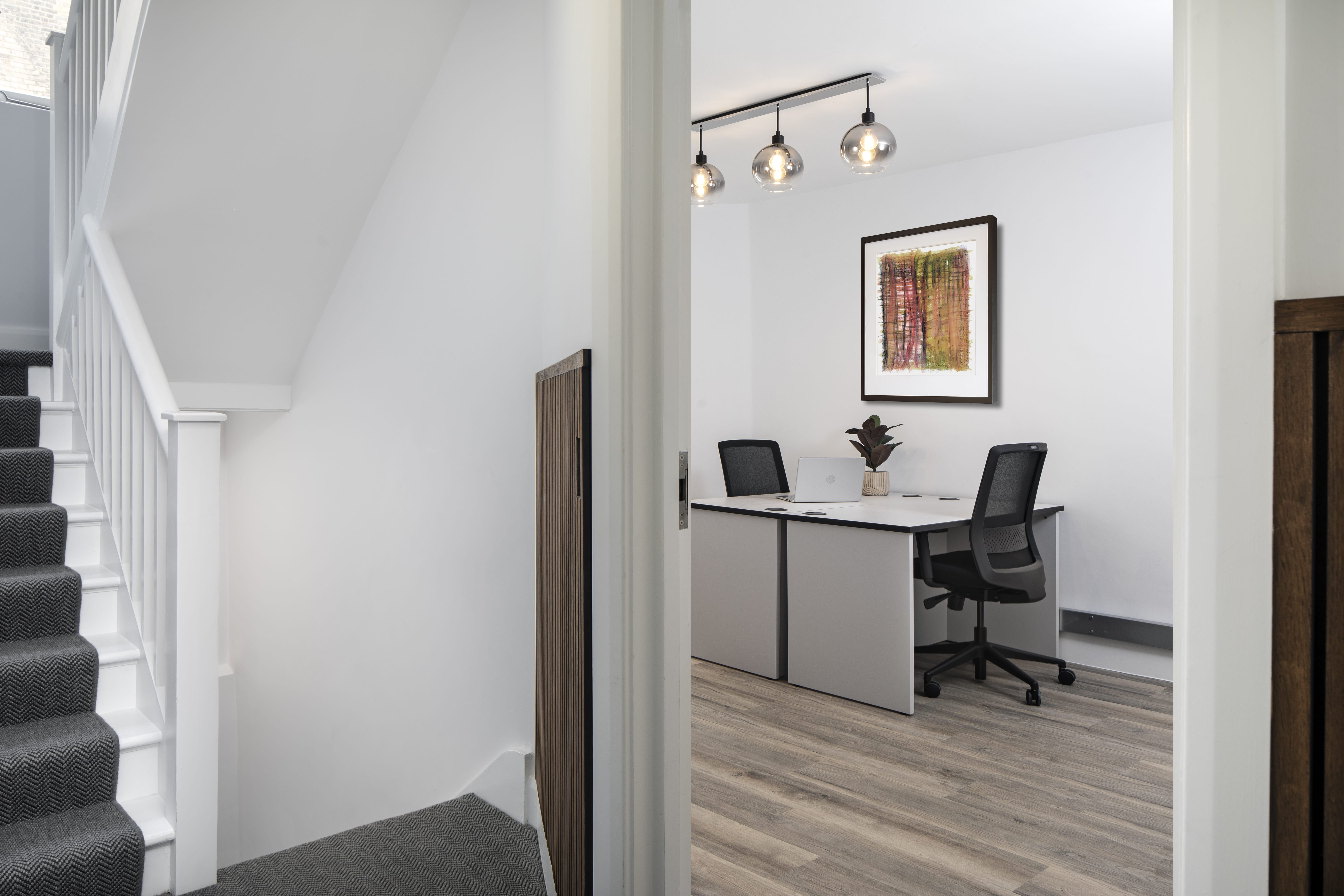 Office Space 17 Gosfield Street - Image 7