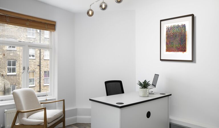 Office Space 17 Gosfield Street - Image 3