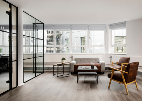 Office Space 21-22 Warwick Street - Image 5