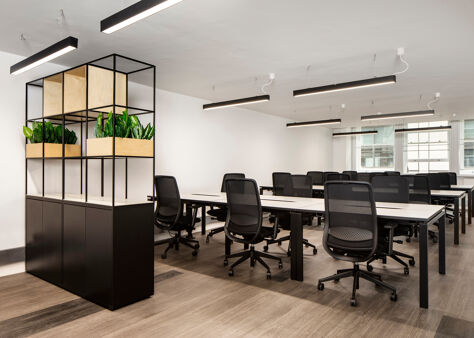Office Space 21-22 Warwick Street - Image 6