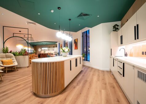 Office Space Balloon Street - Image 2