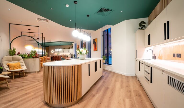 Office Space Balloon Street - Image 2