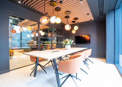 Office Space Balloon Street - Image 10