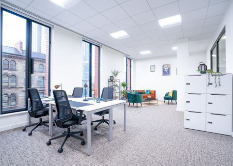 Office Space Balloon Street - Image 14