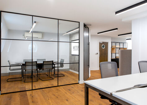 Office Space 25 Gerrard Street - Image 1