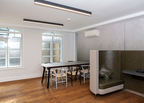 Office Space 25 Gerrard Street - Image 2