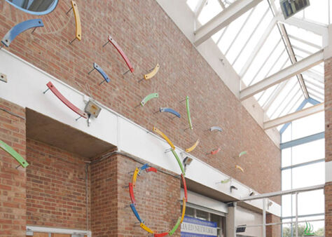 Image #2 of 560 - 568 High Road