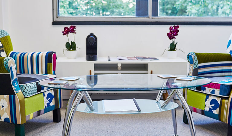 Office Space Waterloo Road - Image 2