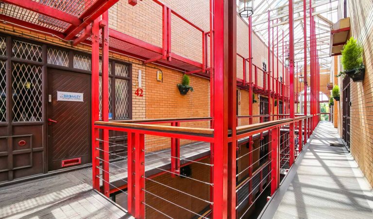 Office Space Canada Water - Image 2