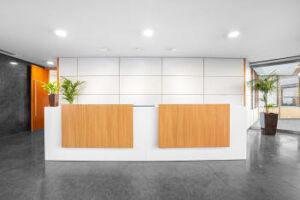 Office Space Heathrow, Stockley Park - Image 4