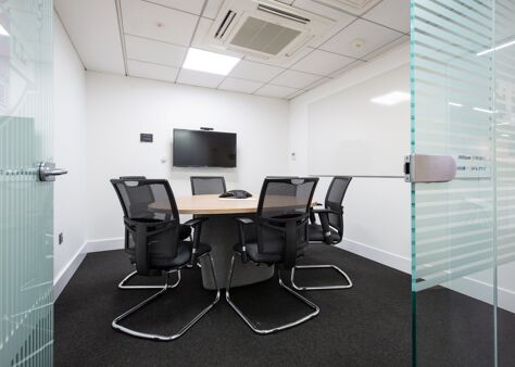 Office Space Nottingham - Image 7