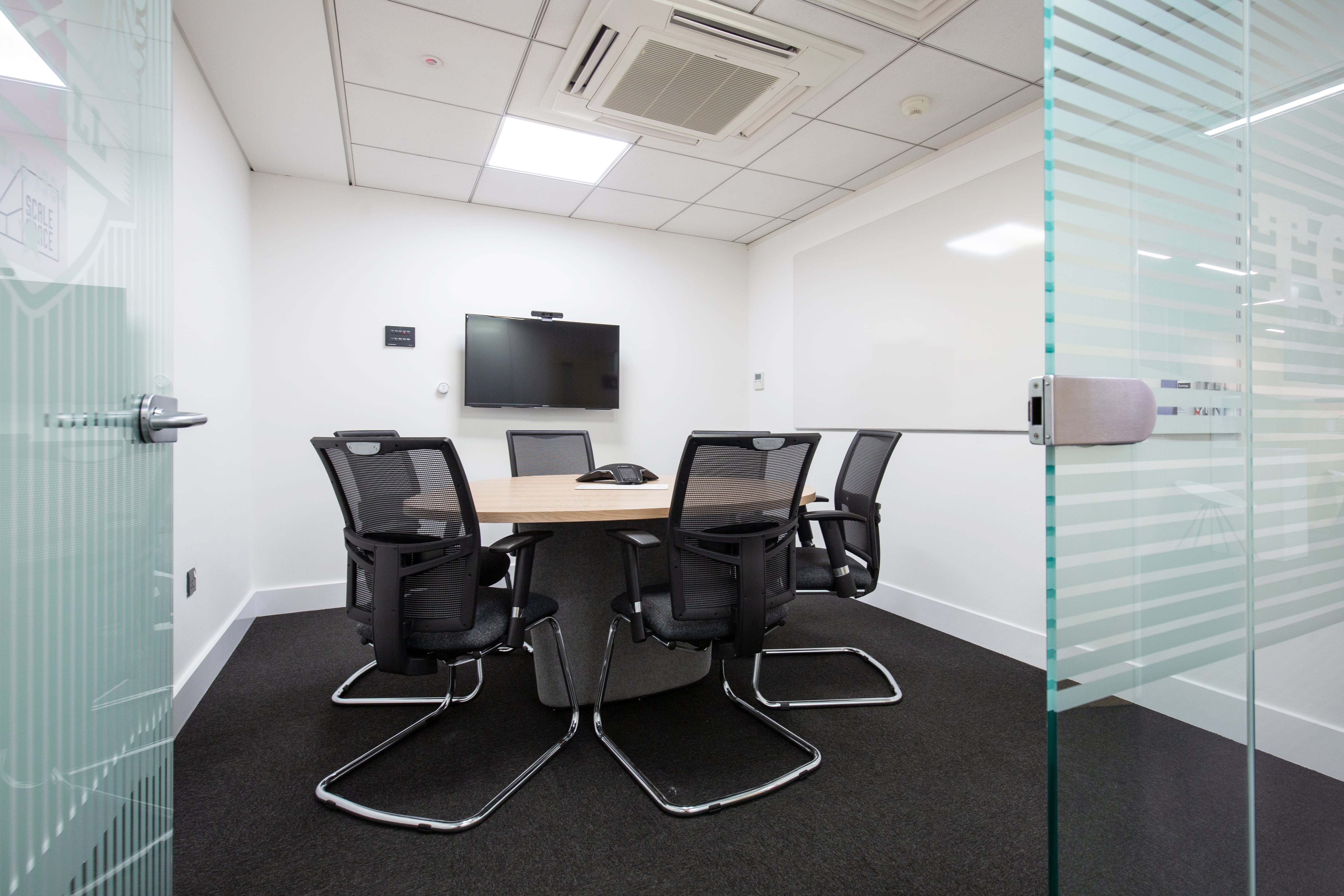 Office Space Nottingham - Image 7