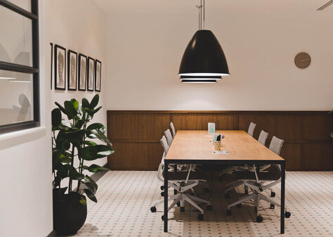 Image #7 of Warnford Court