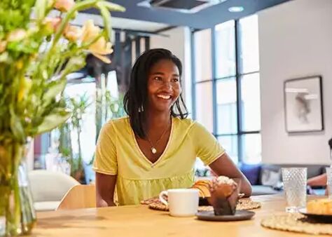 Office Space Corinthian House - Image 7